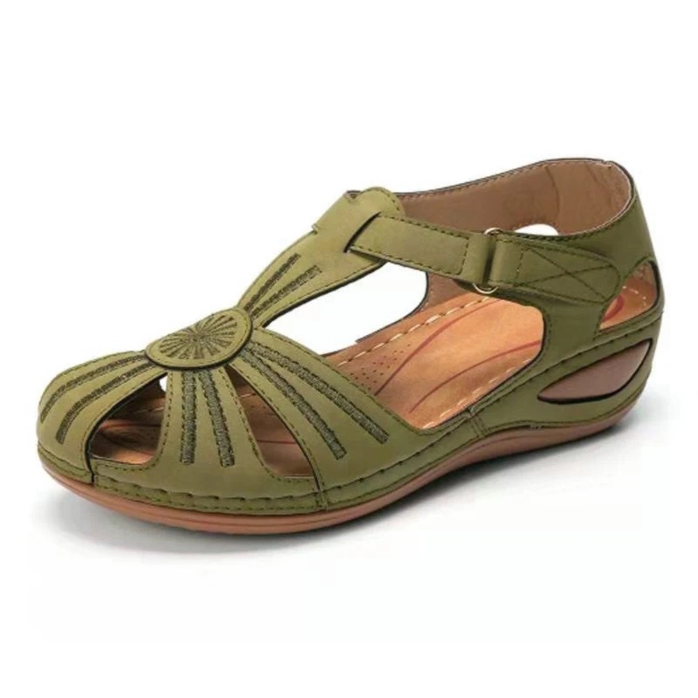 NEW light soft comfortable sandals